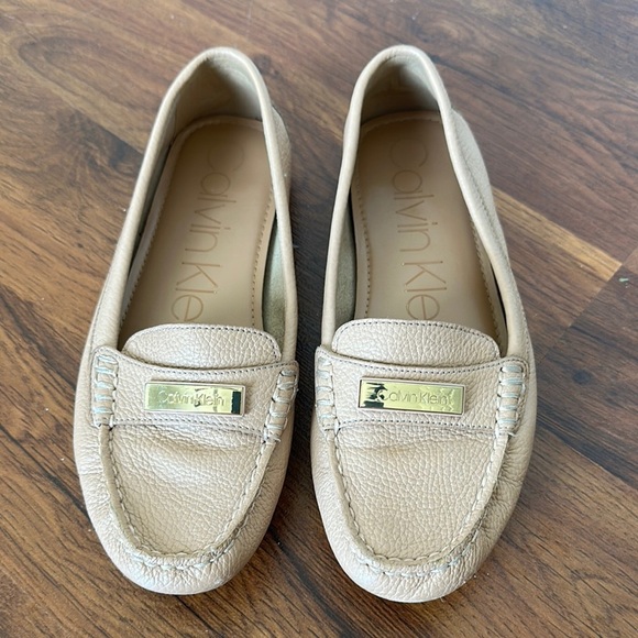 Calvin Klein Shoes - Calvin Klein Tan Flats Timeless Comfort